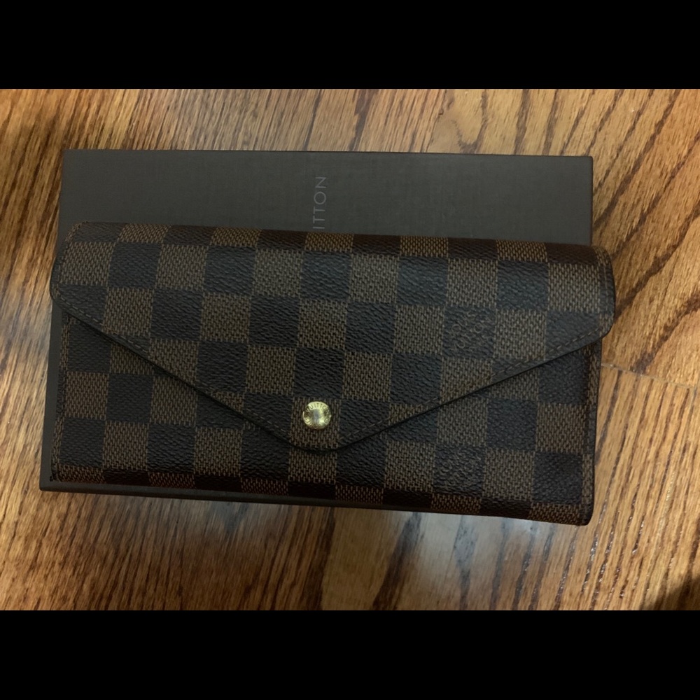 Louis Vuitton Josephine Damier wallet